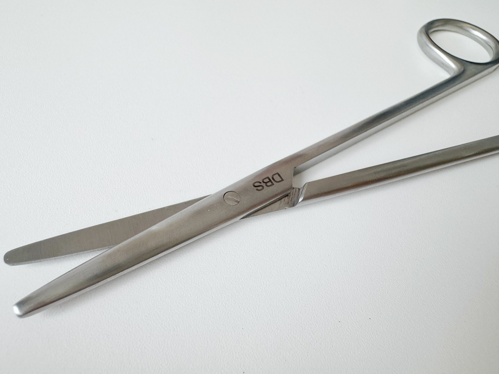 Metzenbaum Scissors Straight (15.2cm)